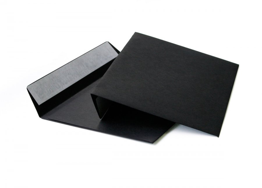 Конверт из цветной бумаги С65, 114х229 мм, силиконовая лента (чёрный, 100 шт)